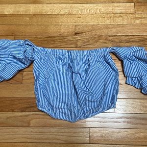 blue stripped crop top